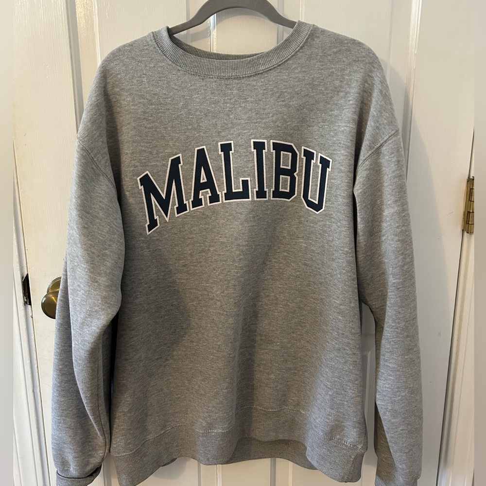Brandy Melville Sweatshirt